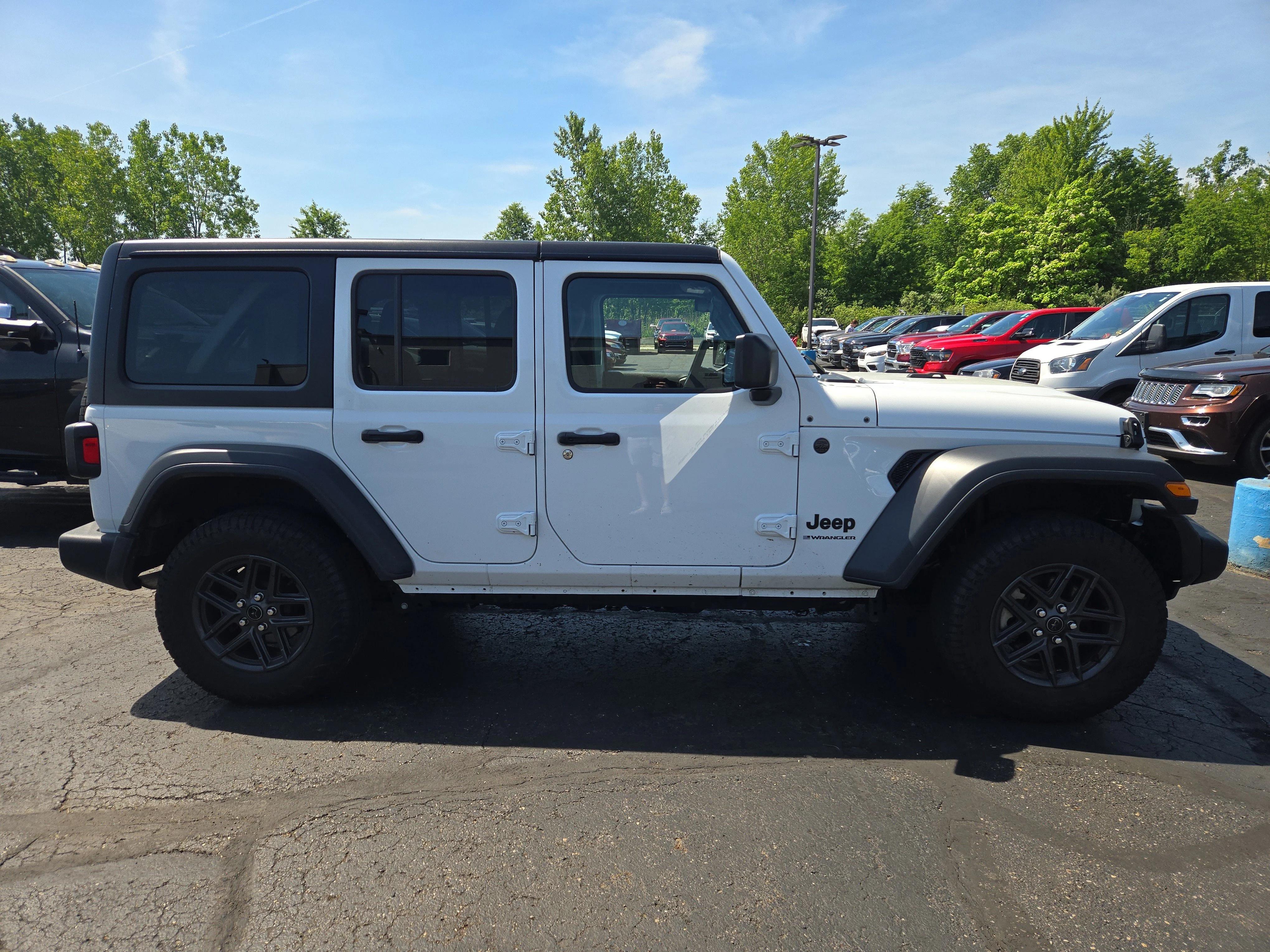 jeep wrangler 4-door 2024 1C4PJXDNXRW126080 image jeep wrangler 4-door 2024 1C4PJXDNXRW126080 image